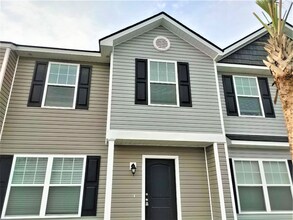 Building Photo - 8 SAW