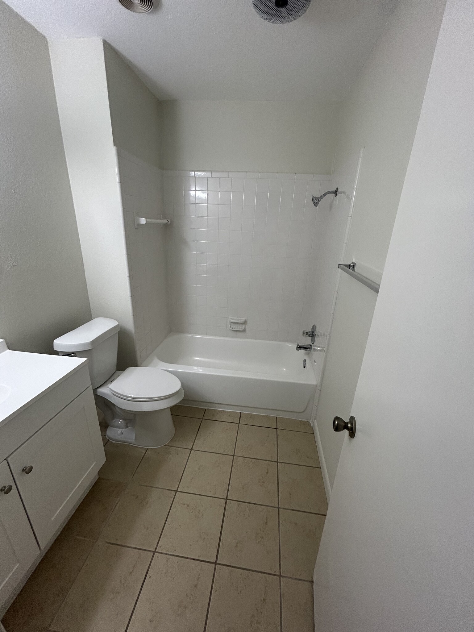 Building Photo - 540 Sierra Blanca Dr