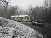 Building Photo - 2084 White Pine M H P Rd