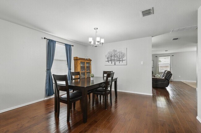 Building Photo - 12629 Shady Cedar Dr