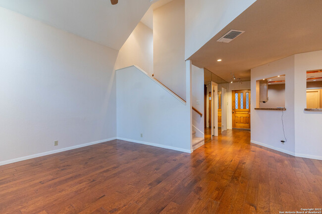 Building Photo - 14110 Vistawood-