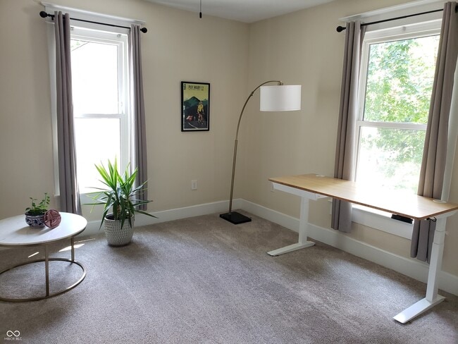 Building Photo - 1914 Commerce Ave