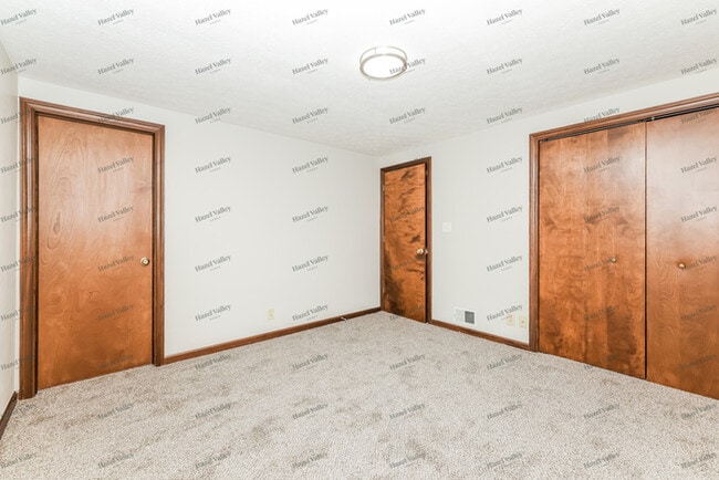 Building Photo - 2519 Walford Dr