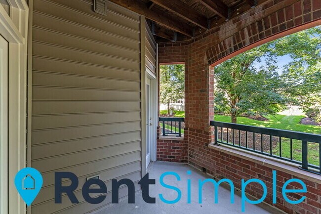 Building Photo - 13890 Chelmsford Dr
