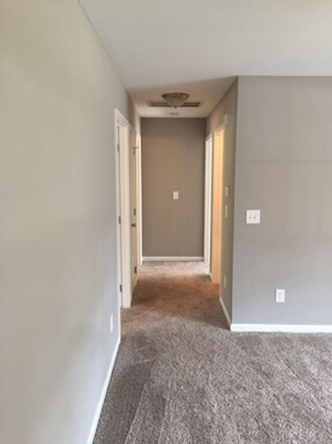 Building Photo - 3/2 House in West Rome $1,295