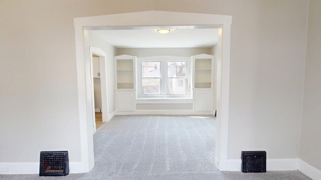 Building Photo - 3544 W 99th St