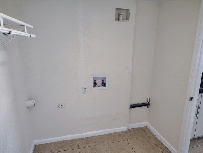 Building Photo - 2219 21st Ave S