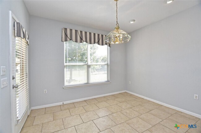 Building Photo - 117 Beautybush Trail