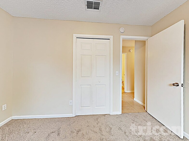 Building Photo - 1351 Trotters Walk Way