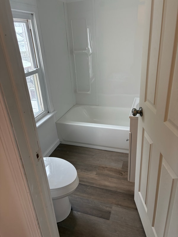 Building Photo - 23 Victor St