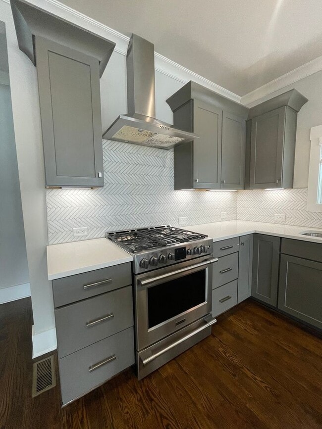 Building Photo - 1104A W Grove Ave