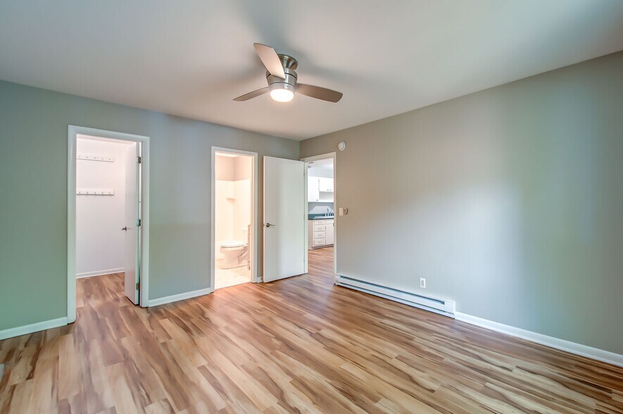 Building Photo - 3600 Hillsboro Pike