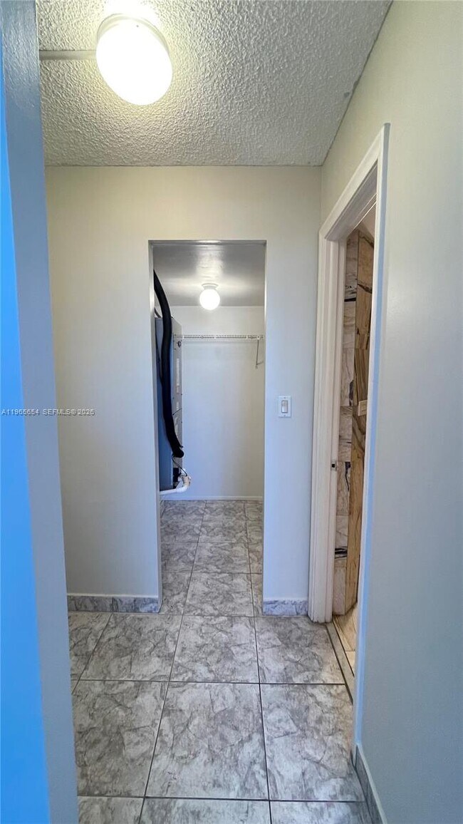 Building Photo - 3703 NE 166th St