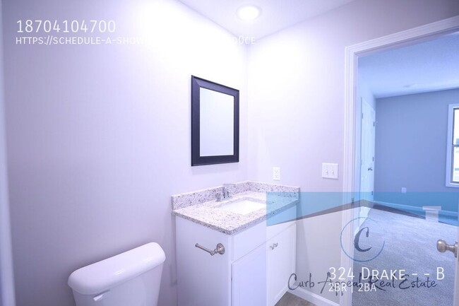 Building Photo - 324 Drake St