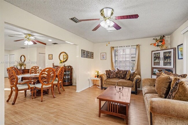 Building Photo - 901 Gannet Ave NW