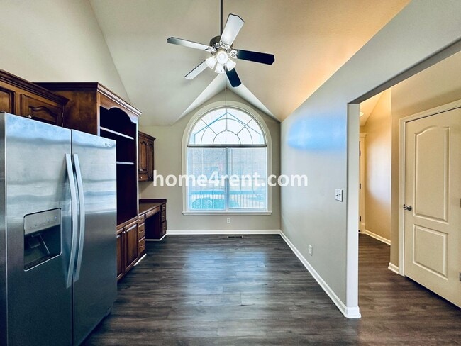 Building Photo - Spacious Four Bedroom Northland Home with a Finished Basement, 3 car garage and Fenced Yard!