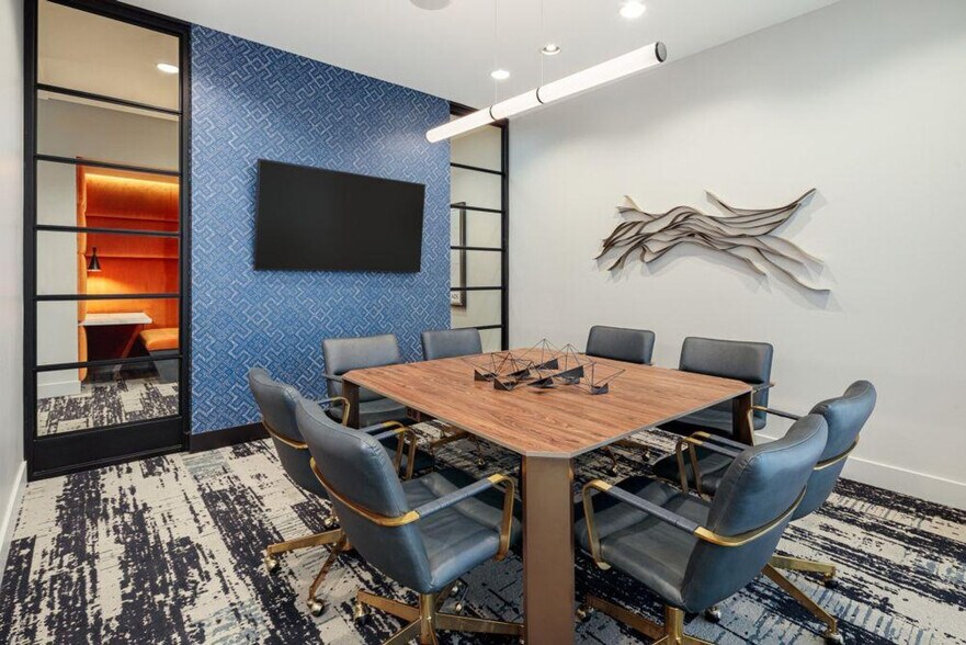 Building Photo - 15250 Quorum Dr