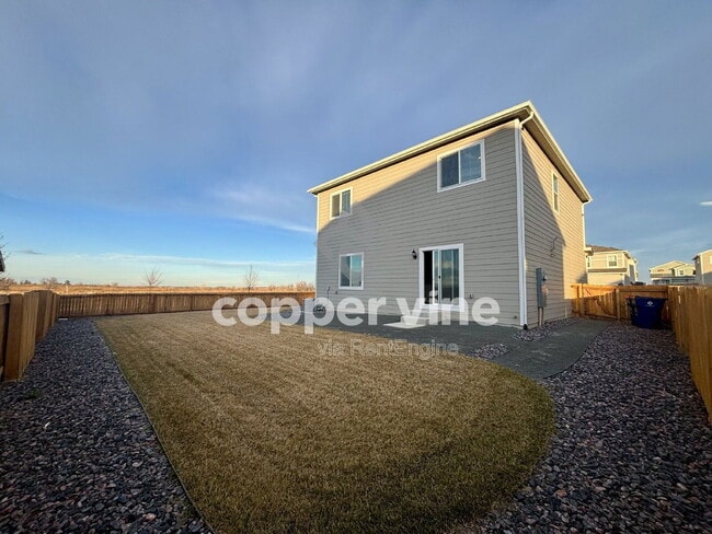 Building Photo - 7415 Dolores Ave