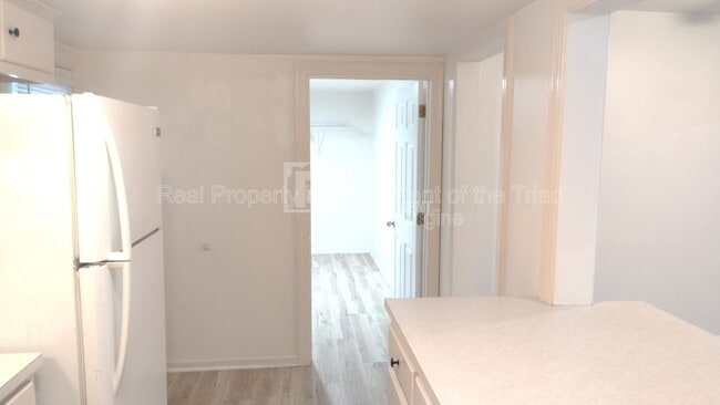 Building Photo - 4545 Jessup Grove Rd