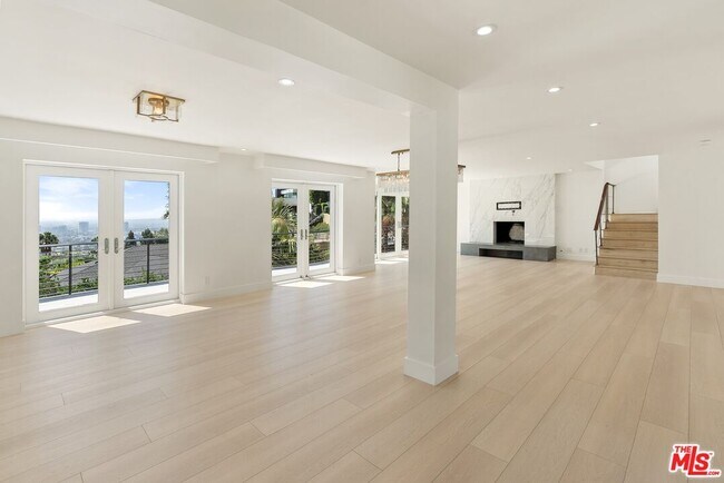 Building Photo - 1404 Devlin Dr