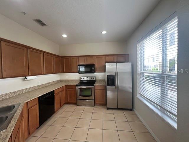 Building Photo - 6630 S Goldenrod Rd