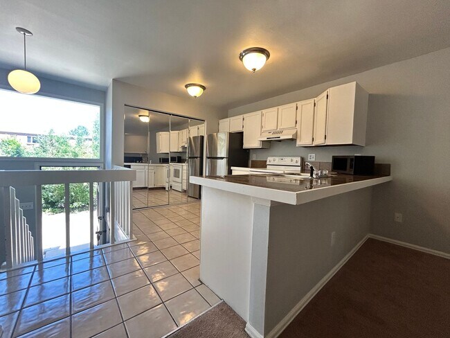 Building Photo - Hidden Gem in Downtown Boulder! 3 Bed 2 Bath Condo Available