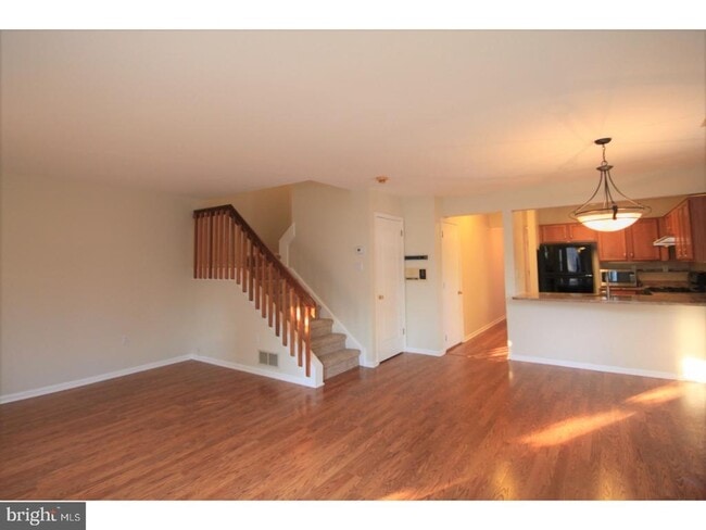 Building Photo - 3700 Harvard Dr