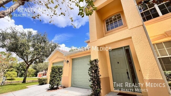 Building Photo - 3658 Oakdale Cir