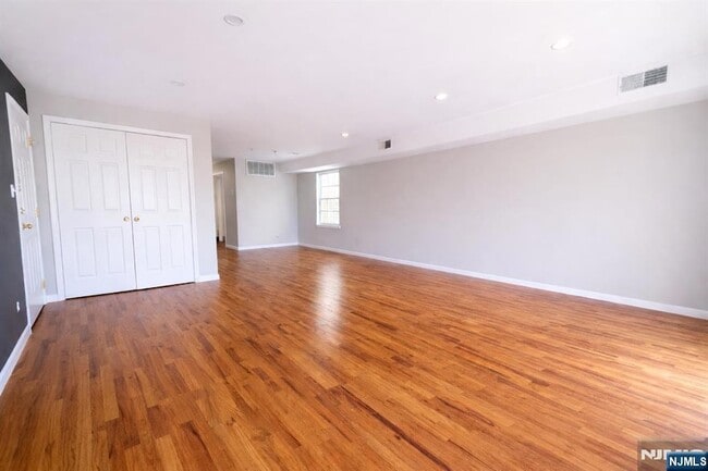 Building Photo - 231 N 12th St