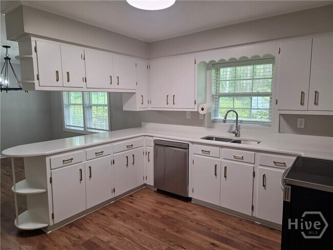 Building Photo - 5944 GA-21