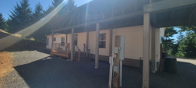 Building Photo - 8090 Sawtell Rd