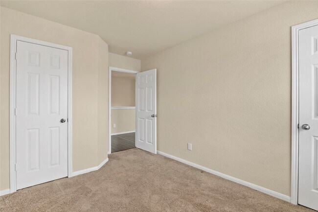 Building Photo - 18715 Windy Stone Dr