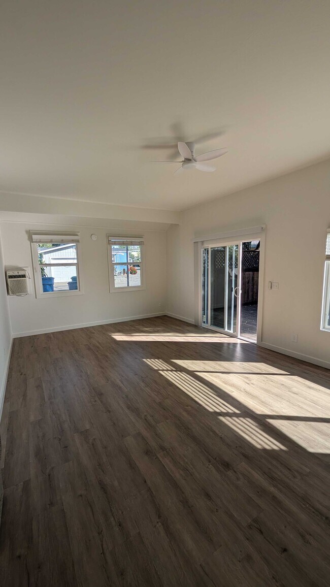 Building Photo - 541 Mason St