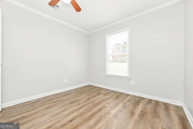 Building Photo - 5611 La Fleur Trail
