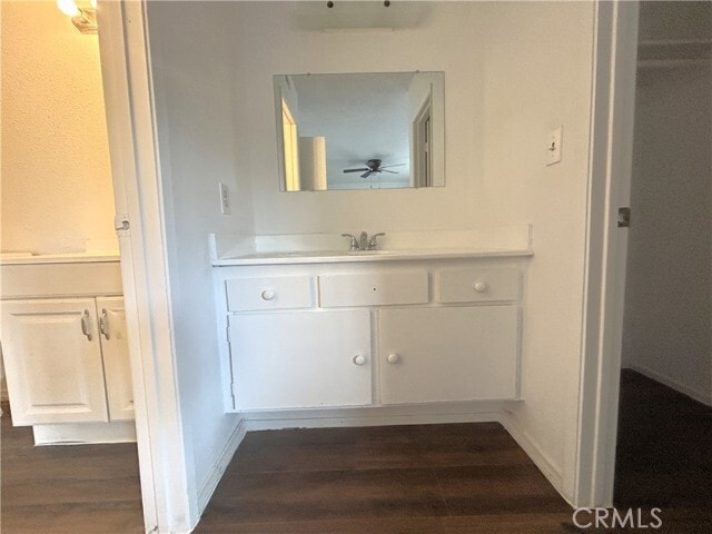 Building Photo - 2430 S Ridgewood Dr