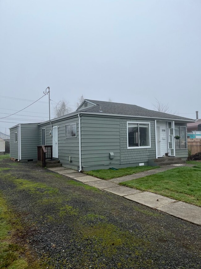 Building Photo - 3-Bedroom 2-Bathroom home in Springfield