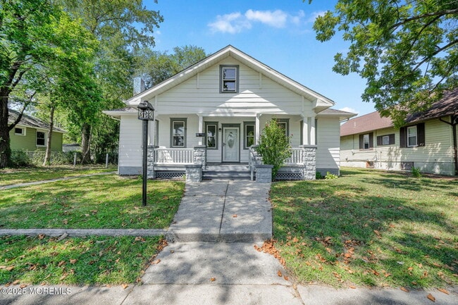 Primary Photo - 509 Buffalo Ave