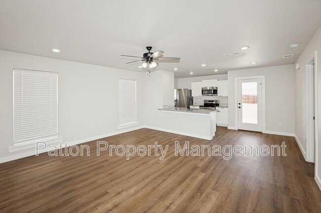 Building Photo - 6651 Athens St