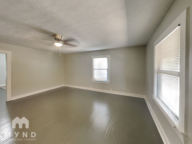 Building Photo - 4105 Elizabeth St