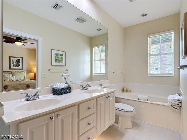 Building Photo - 14700 Escalante Way