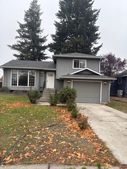 Primary Photo - 1228 W Cleveland Ave