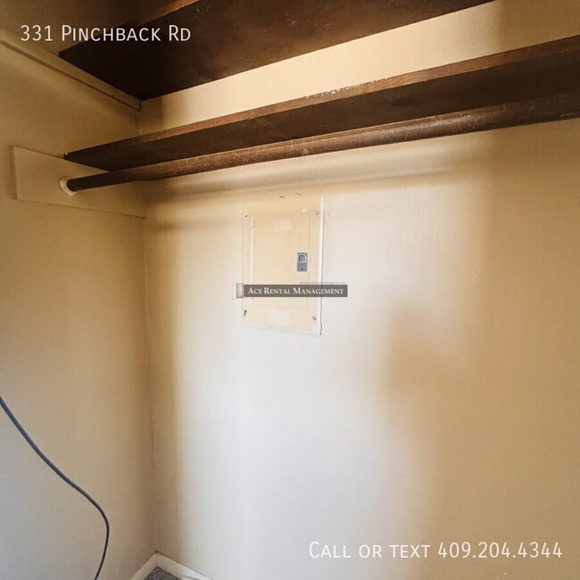 Building Photo - 331 Pinchback Rd