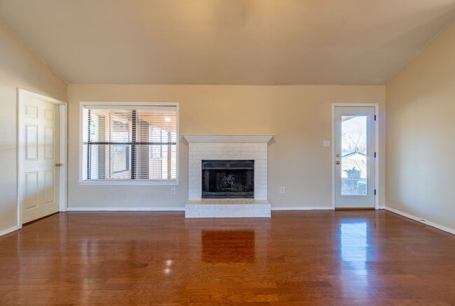 Building Photo - 1505 N 9th St