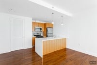Building Photo - 1 bedroom in Astoria NY 11102