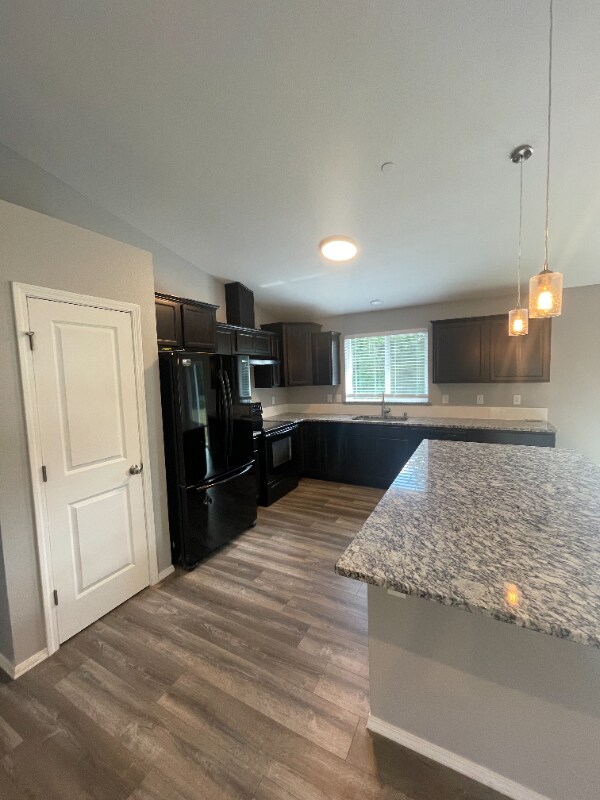 Building Photo - 501 Hooper Rd