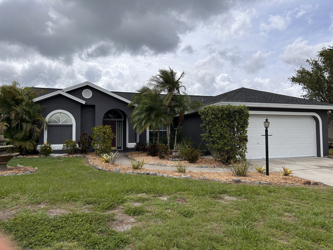 Building Photo - 6504 64th Dr E