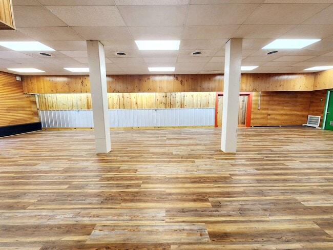 Building Photo - 129 N Jefferson St