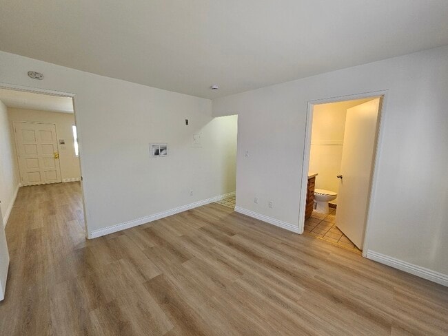 Building Photo - 14323 Haynes St