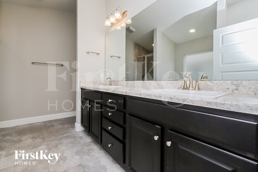 Building Photo - 14428 Potterton Cir