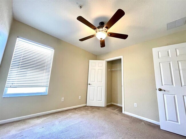 Building Photo - 3602 Shallot Dr